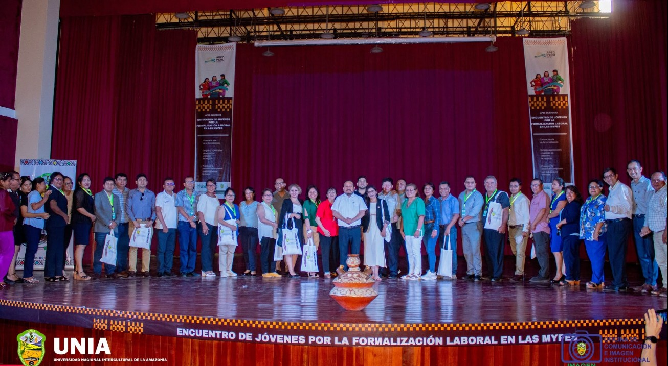 Encuentro de RSU - Universidad Nacional Intercultural de la AmazoníaEncE